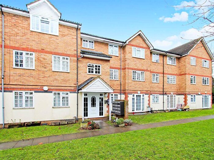 1 Bedroom Flat To Rent In Eagle Drive, Colindale, NW9