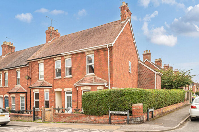 3 Bedroom End Of Terrace House For Sale In Wootton Grove, Sherborne, Dorset, DT9