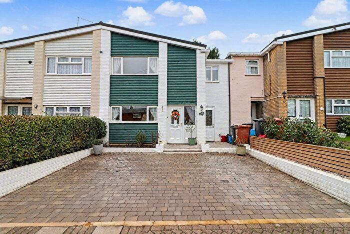 3 Bedroom Terraced House For Sale In Shackledell, Stevenage, Hertfordshire, SG2