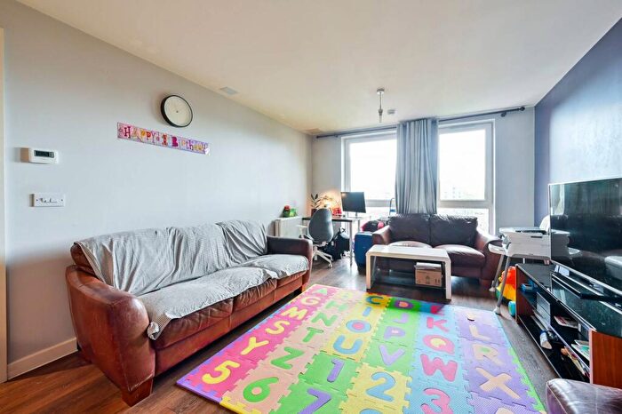 1 Bedroom Flat For Sale In Northolt Road, South Harrow, Harrow, HA2