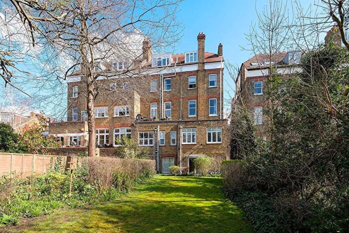 1 Bedroom Apartment For Sale In Frognal, Hampstead, NW3