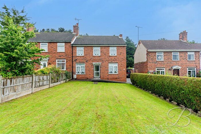 3 Bedroom Semi-Detached House For Sale In Sherwood Avenue, Blidworth, Mansfield, NG21