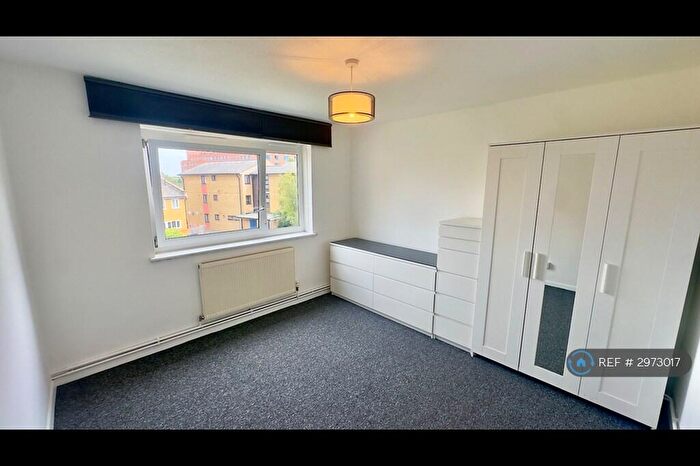 4 Bedroom Flat To Rent In Patrick Connolly Gardens, London, E3