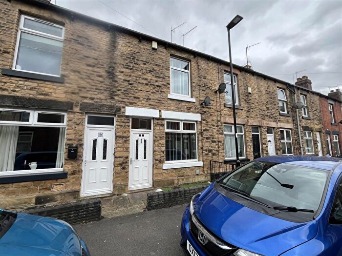 2 Bedroom Terraced House To Rent In Beechwood Road, Sheffield, S6