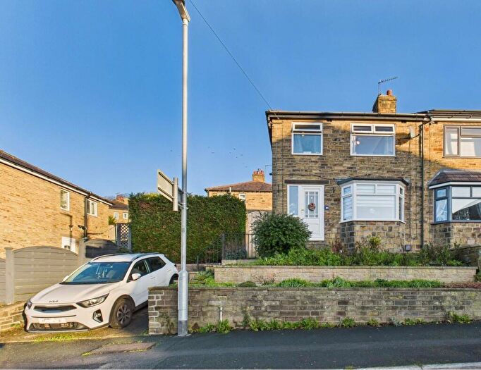 3 Bedroom Semi Detached House For Sale In , Edwards Road, Pye Nest, Halifax, HX2