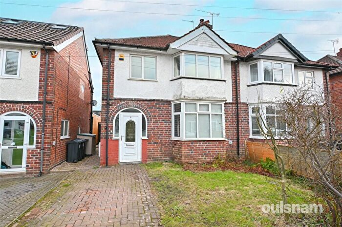 3 Bedroom Semi-Detached House For Sale In Wentworth Park Avenue, Harborne, West Midlands, B17