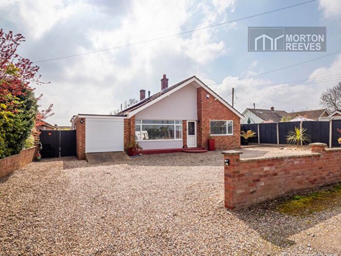 4 Bedroom Detached Bungalow For Sale In Carn Close, Beighton, Norwich, NR13