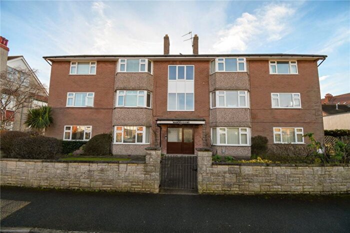 2 Bedroom Flat To Rent In Hoscote Park, West Kirby, Wirral, CH48