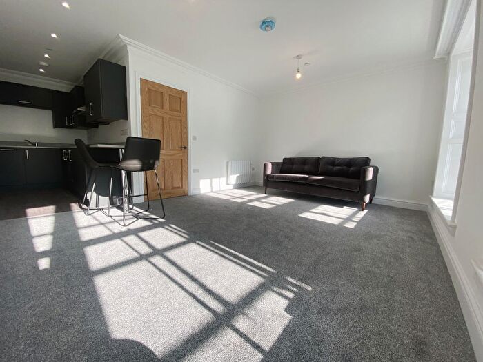 2 Bedroom Flat To Rent In Aberystwyth, SY23
