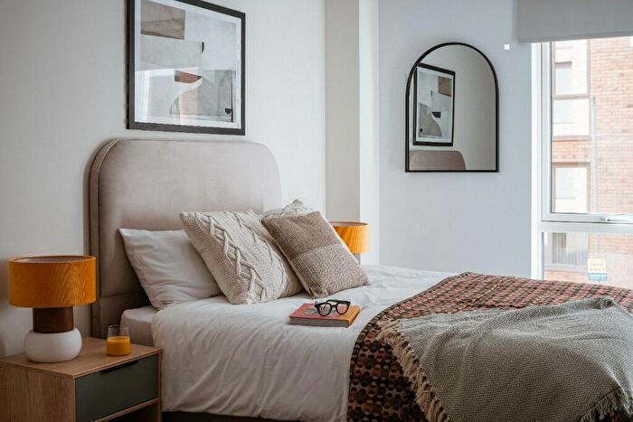 2 Bedroom Apartment To Rent In Lower Essex Street, Birmingham, B5