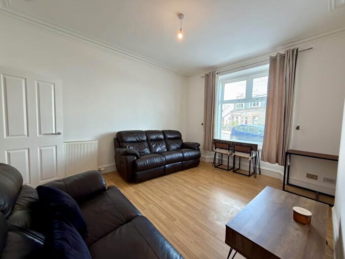 1 Bedroom Flat To Rent In Ground Floor Left, Hardgate, Aberdeen, AB10
