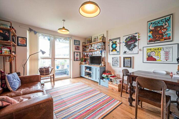 1 Bedroom Flat To Rent In Arsenal, Arsenal, London, N7