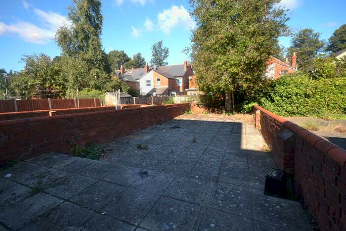 6 Bedroom House To Rent In Grange Avenue, University Area, RG6