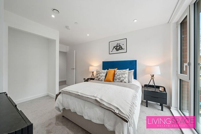 2 Bedroom Flat To Rent In Station Road, Harrow, HA1