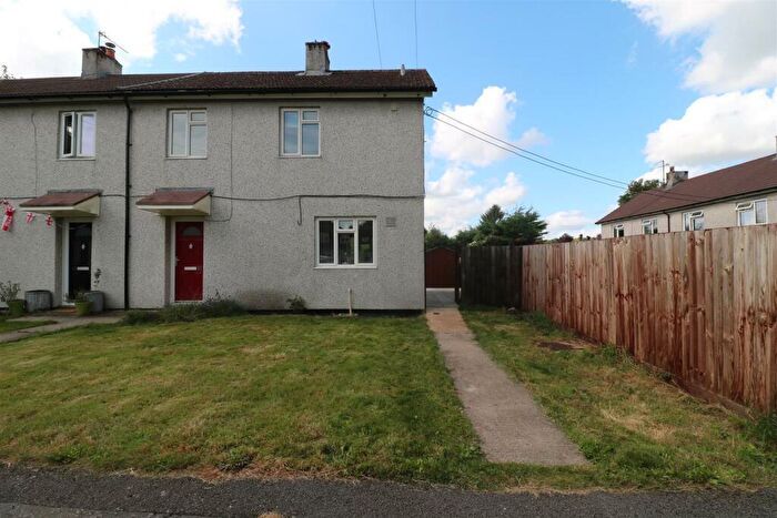 3 Bedroom House To Rent In Small Street, Chirton, SN10