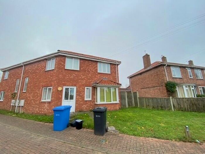 4 Bedroom House To Rent In Filby Close, Norwich, NR5