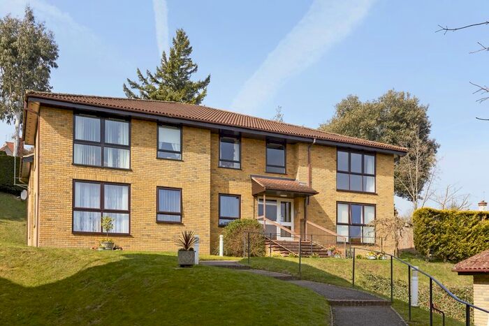3 Bedroom Flat To Rent In Wood Lodge Grange, St. Johns Hill, Sevenoaks, TN13