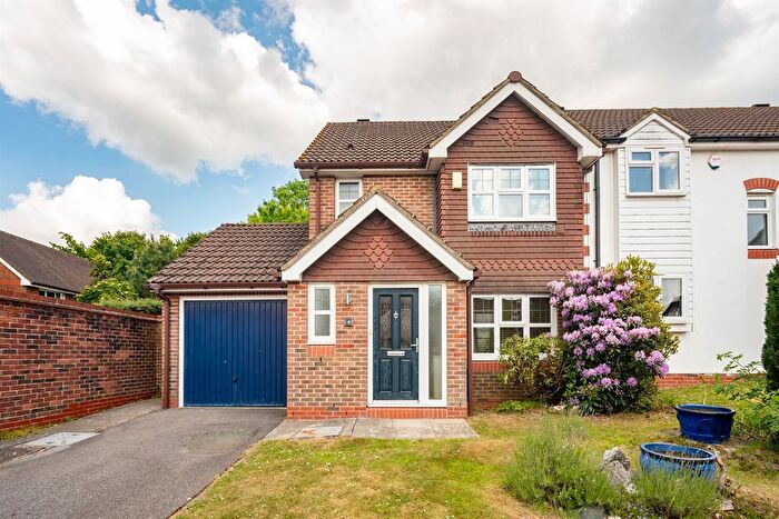 3 Bedroom Detached House To Rent In Cissbury Close, Horsham, West Sussex, RH12