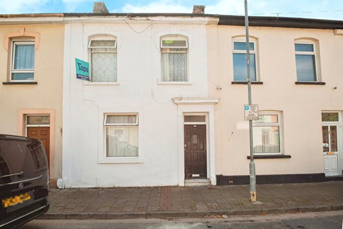 3 Bedroom Terraced House For Sale In Comet Street, Adamsdown, Cardiff, CF24