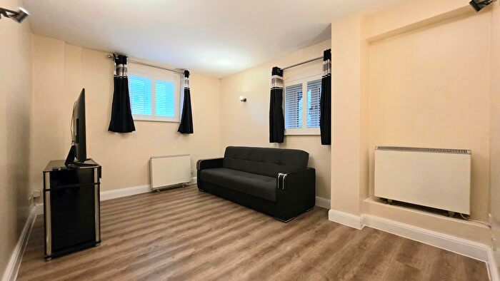 1 Bedroom Flat To Rent In Clifton Road, Gravesend, DA11