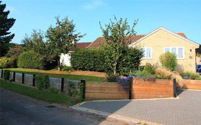 3 Bedroom Bungalow To Rent In Bakers Lane, Barrington, Ilminster, Somerset, TA19