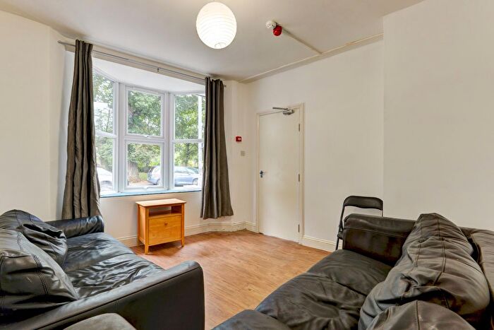 10 Bedroom Semi-Detached House To Rent In Ditchling Road, Brighton, BN1