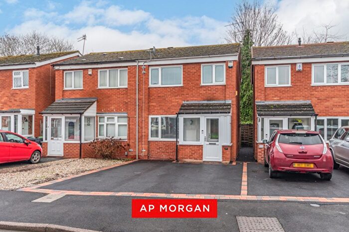 2 Bedroom Semi Detached House For Sale In Merevale Close, Matchborough West, Redditch, B98