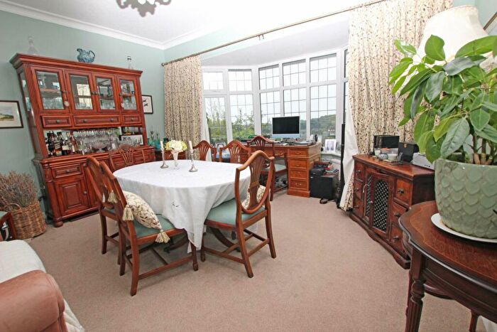 4 Bedroom Detached House For Sale In Pashley Road, Eastbourne, BN20