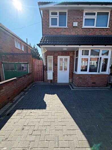 2 Bedroom Flat To Rent In Welbeck Avenue, Leicester, LE4