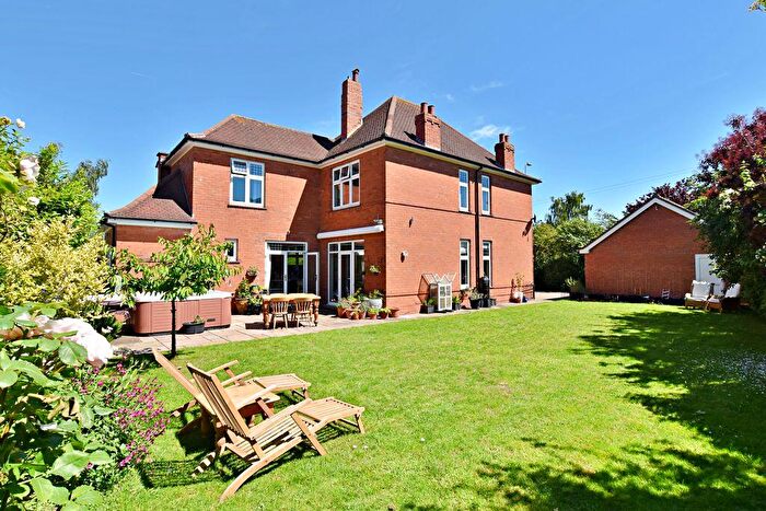 4 Bedroom Detached House For Sale In Riseholme Road, Lincoln, LN1