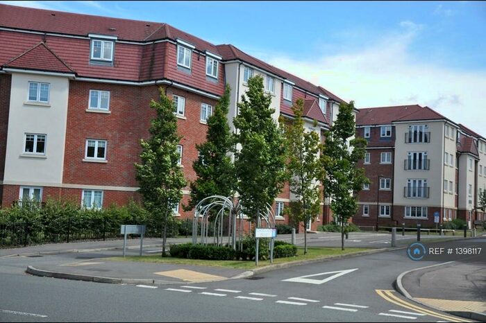 1 Bedroom Flat To Rent In Schoolgate Drive, Morden, SM4