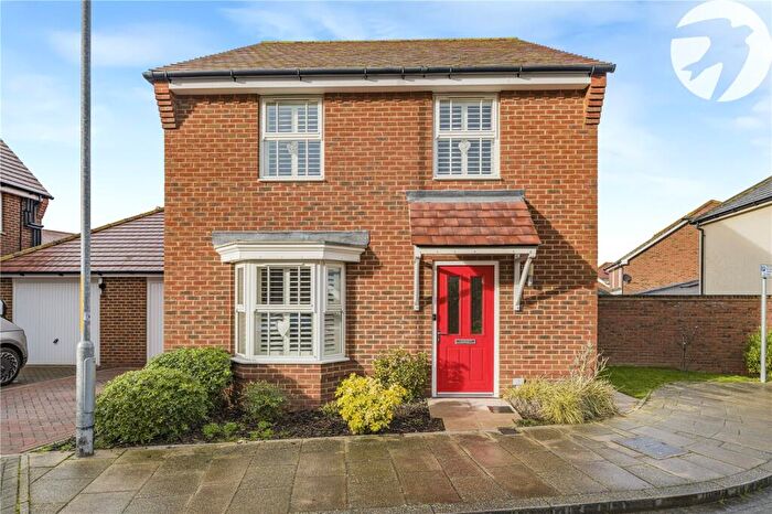 4 Bedroom Detached House For Sale In Weldon Road, Castle Hill, Ebbsfleet Valley, Swanscombe, DA10