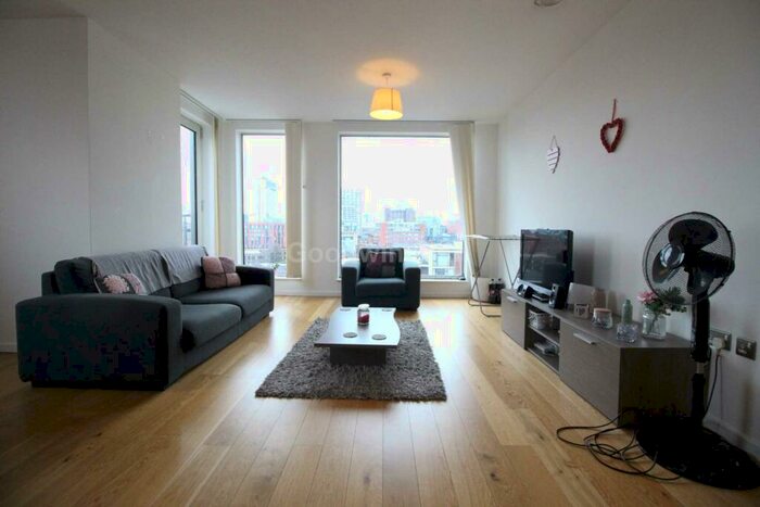 2 Bedroom Apartment To Rent In High Street, Manchester, M4