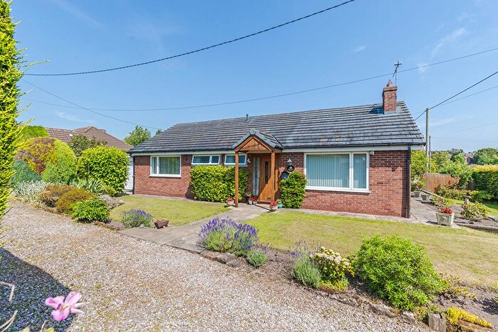 3 Bedroom Bungalow For Sale In Wyche Road, Bunbury, CW6