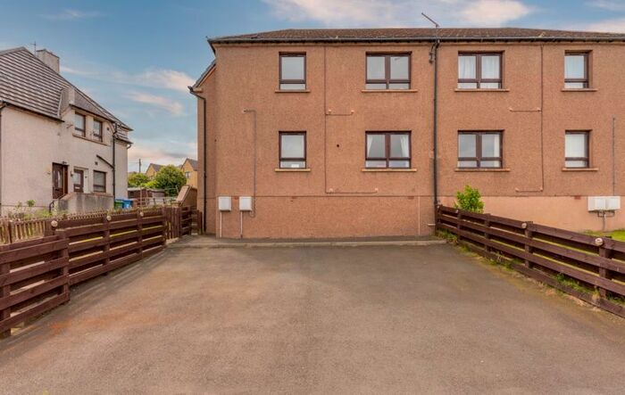 2 Bedroom Flat For Sale In Auldhill Avenue, Bridgend, Linlithgow, EH49