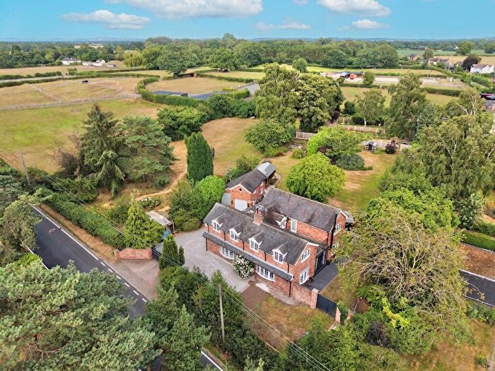 5 Bedroom Detached House For Sale In Crewe Road, Hatherton, CW5