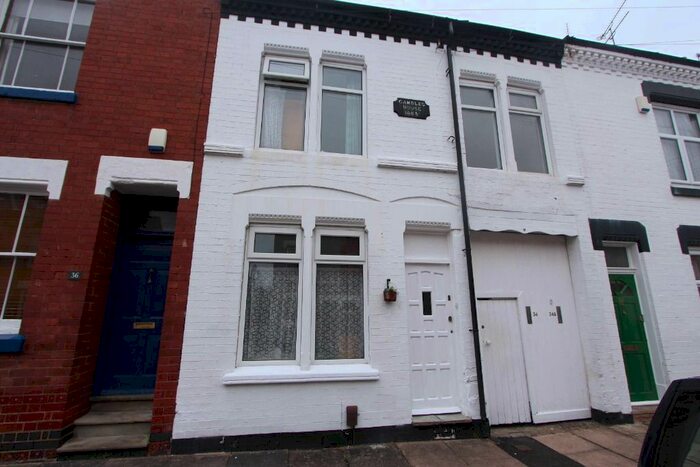 4 Bedroom Terraced House To Rent In Edward Road, Clarendon Park, Leicester, LE2