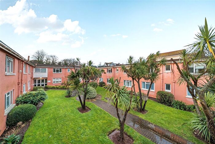 1 Bedroom Flat For Sale In Esplanade Road, Paignton, Devon, TQ4