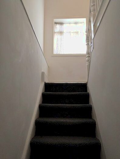 1 Bedroom Flat To Rent In Bedford Hill, London, SW12