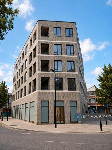 1 Bedroom Flat To Rent In Prince Edward Road, London, E9