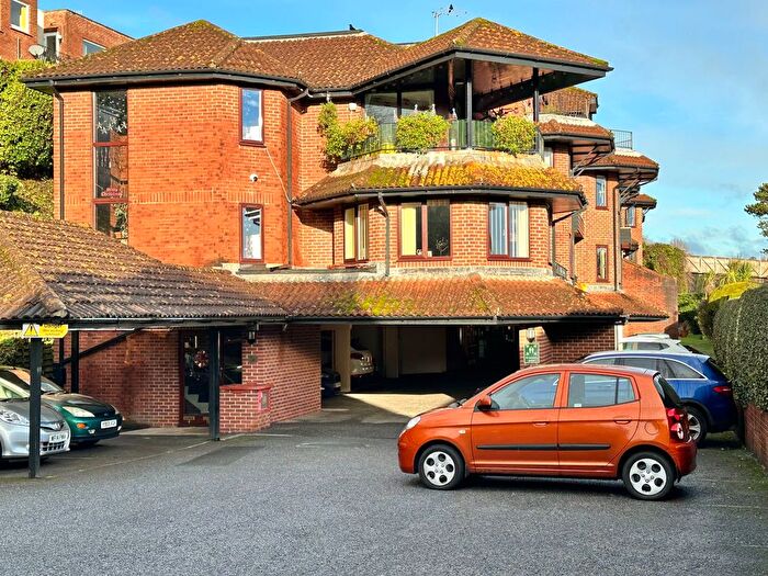 2 Bedroom Block Of Flats For Sale In Solsbro Road, Torquay, TQ2