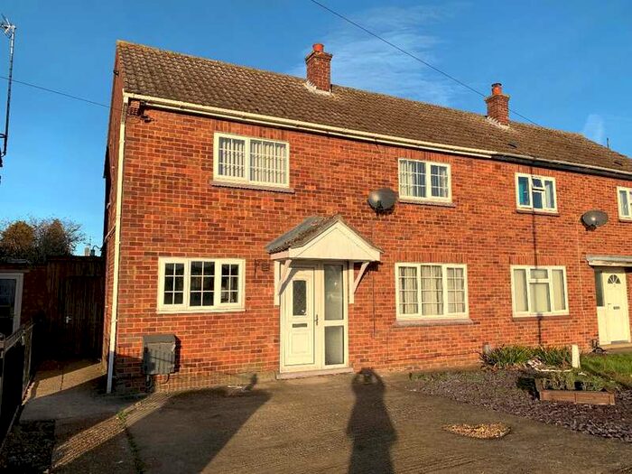 3 Bedroom Semi-Detached House To Rent In Tithe Road, Chatteris, PE16