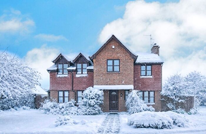 5 Bedroom Detached House For Sale In William Burt Close, Weston Turville, Aylesbury, HP22