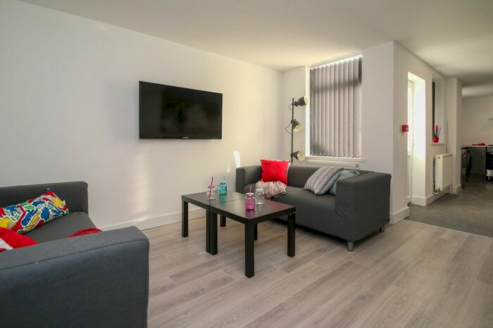 5 Bedroom Terraced House To Rent In Ling Street, Liverpool, Merseyside, L7