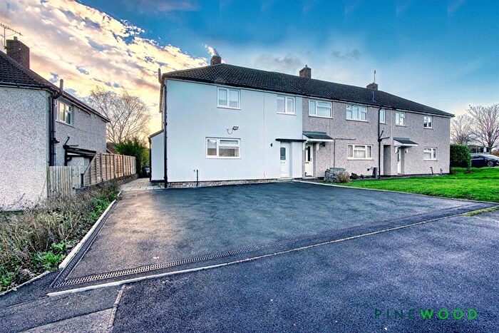 3 Bedroom Semi Detached House To Rent In Ashcroft Drive, Old Whittington, Chesterfield, Derbyshire, S41