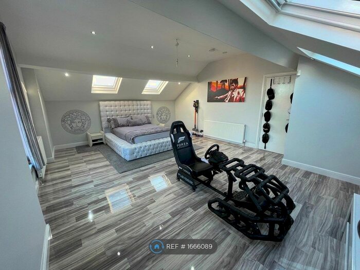 2 Bedroom Flat To Rent In Norwood Road, Sheffield, S5