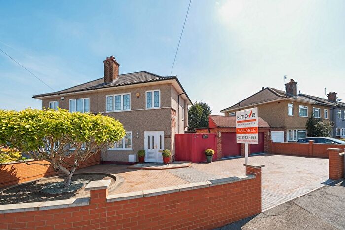 3 Bedroom Semi-Detached House For Sale In Adelphi Crescent, Hayes, UB4