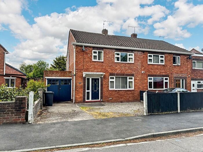 3 Bedroom Semi-Detached House For Sale In Sundorne Road, Shrewsbury, Shropshire, SY1