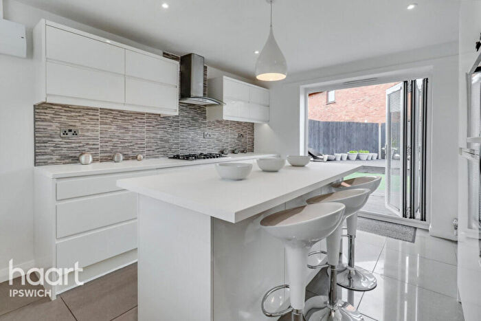 4 Bedroom Detached House For Sale In Westleton Way, Felixstowe, IP11