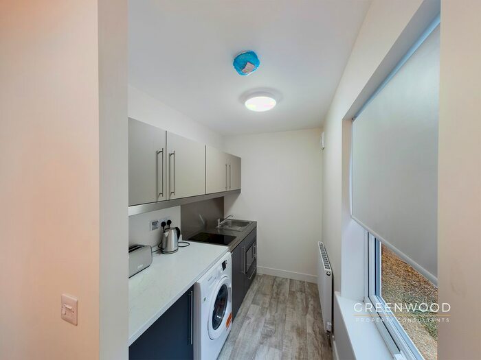 1 Bedroom Flat To Rent In Hythe Quay, Colchester, CO2